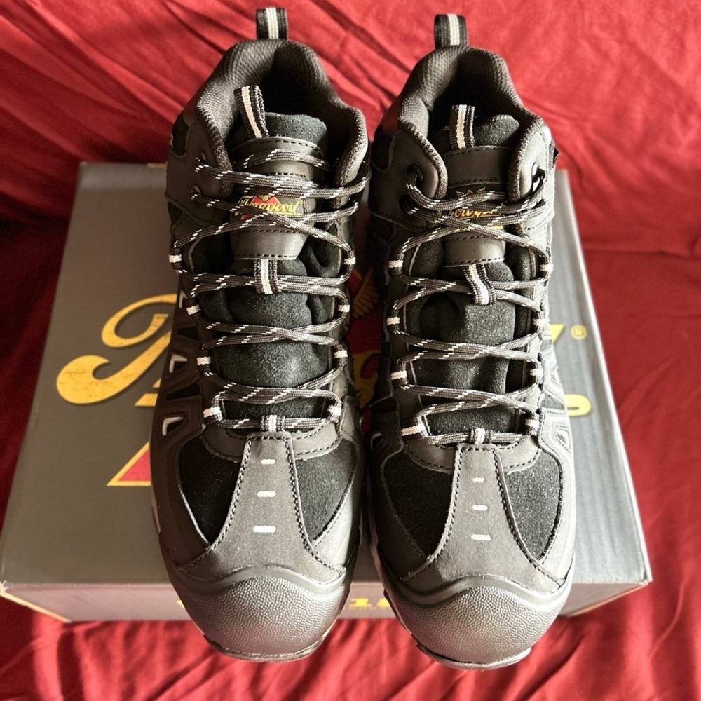 Black Durable Boots with Robust Lacing System